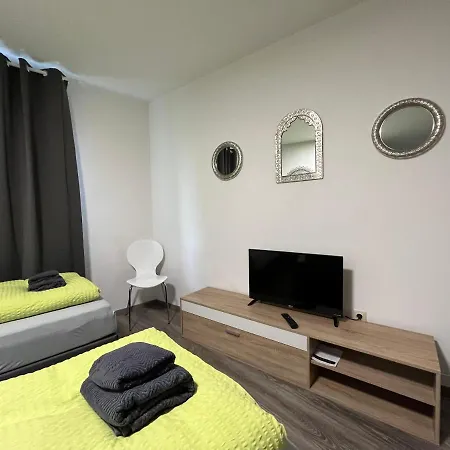 Ratzersdorfer Seen In 3100 アパート *