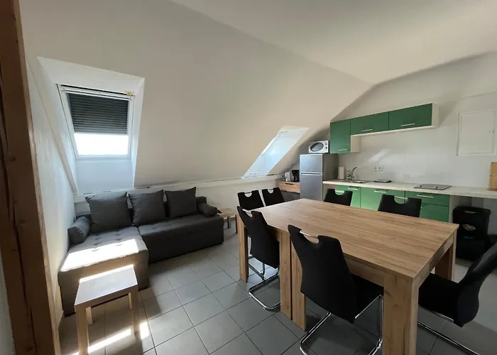 Ratzersdorfer Seen In 3100 *